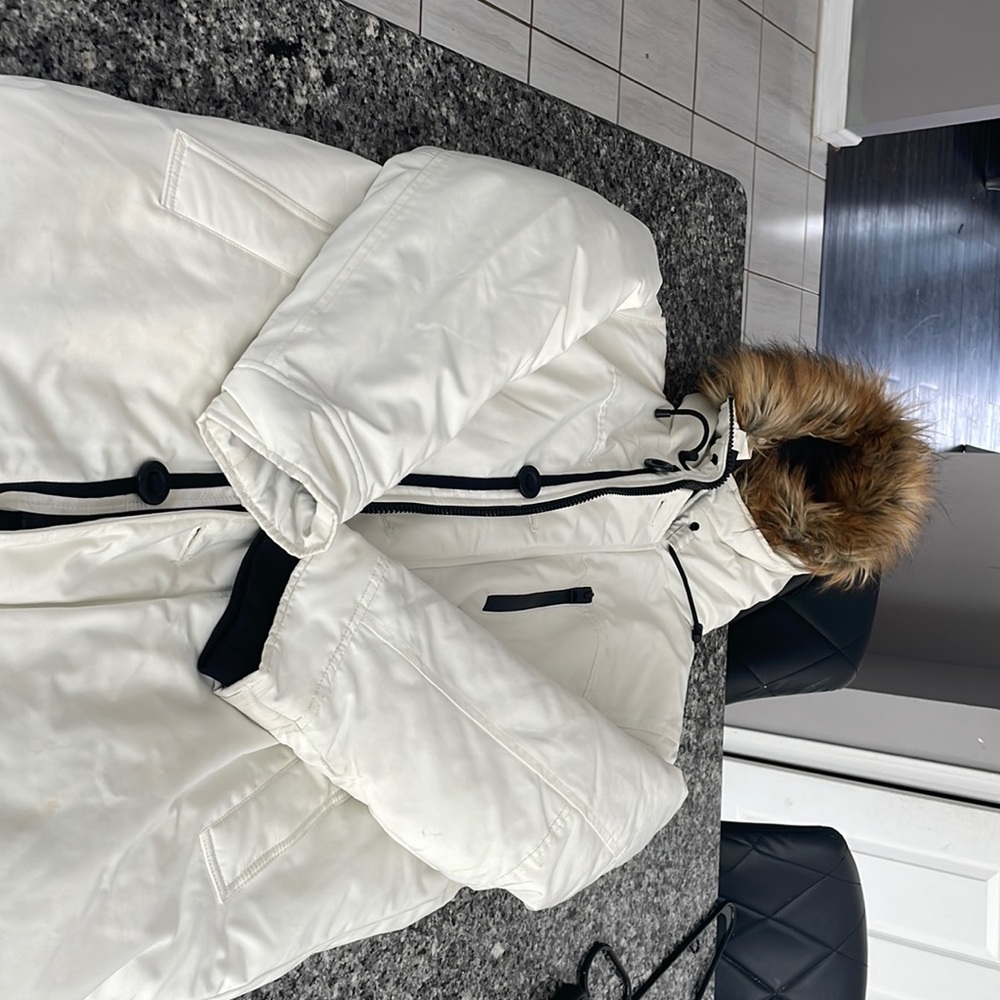 Mens Medium Guess Winter Coat